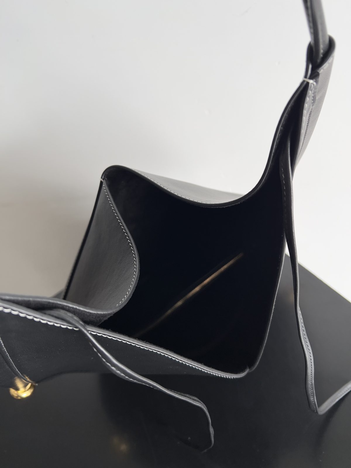 Bottega Veneta Large Solstice Bag - Image 8