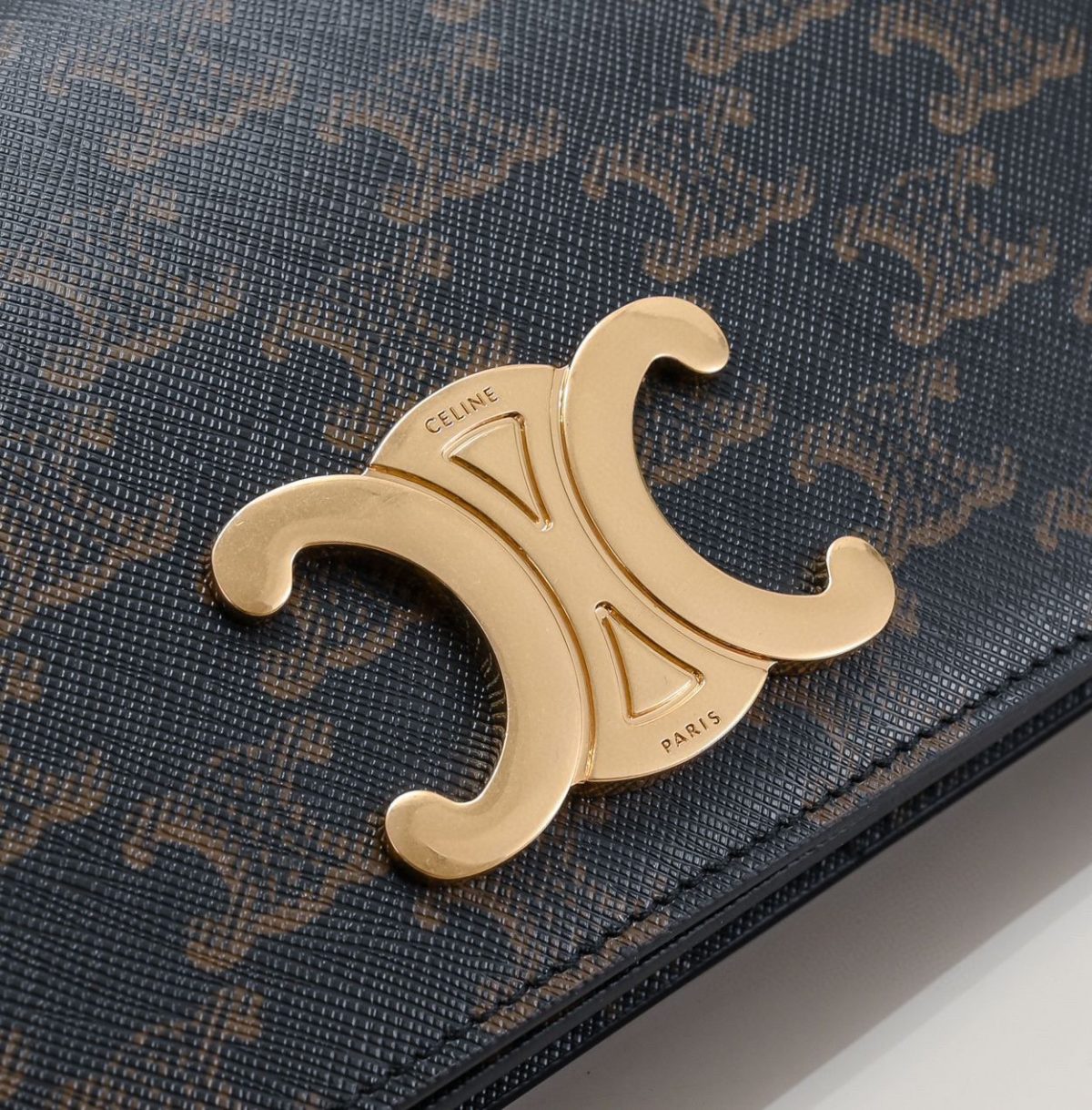 Celine Multipochette In Triomphe Canvas And Calfskin - Image 5
