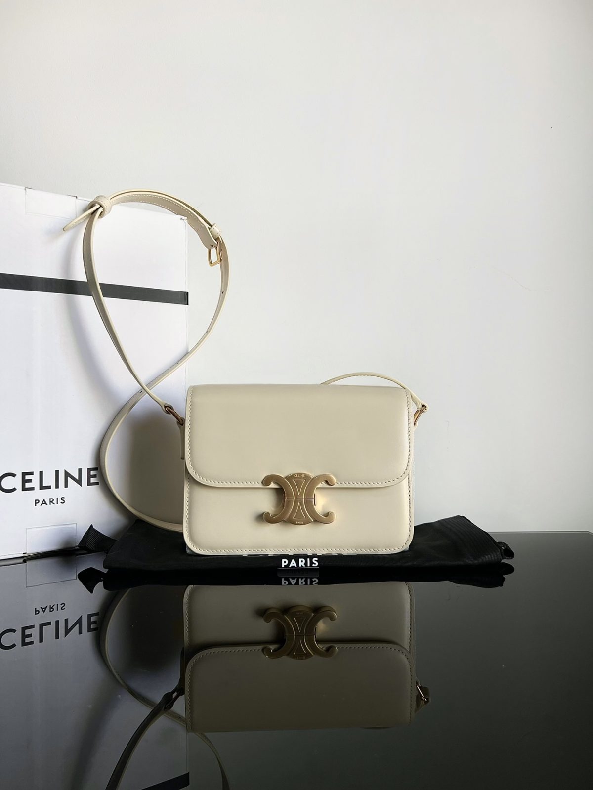 Celine Teen Triomphe Small Bag In Shiny Calfskin - Image 1
