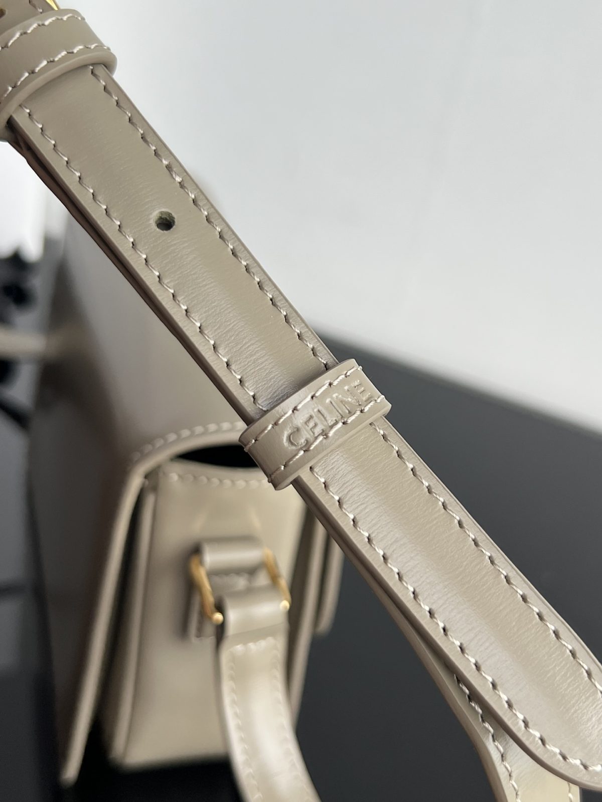 Celine Teen Triomphe Small Bag In Shiny Calfskin - Image 6