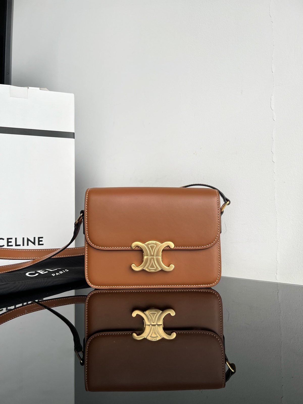 Celine Teen Triomphe Small Bag In Shiny Calfskin - Image 1