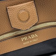 Prada Medium leather bag - Image 8