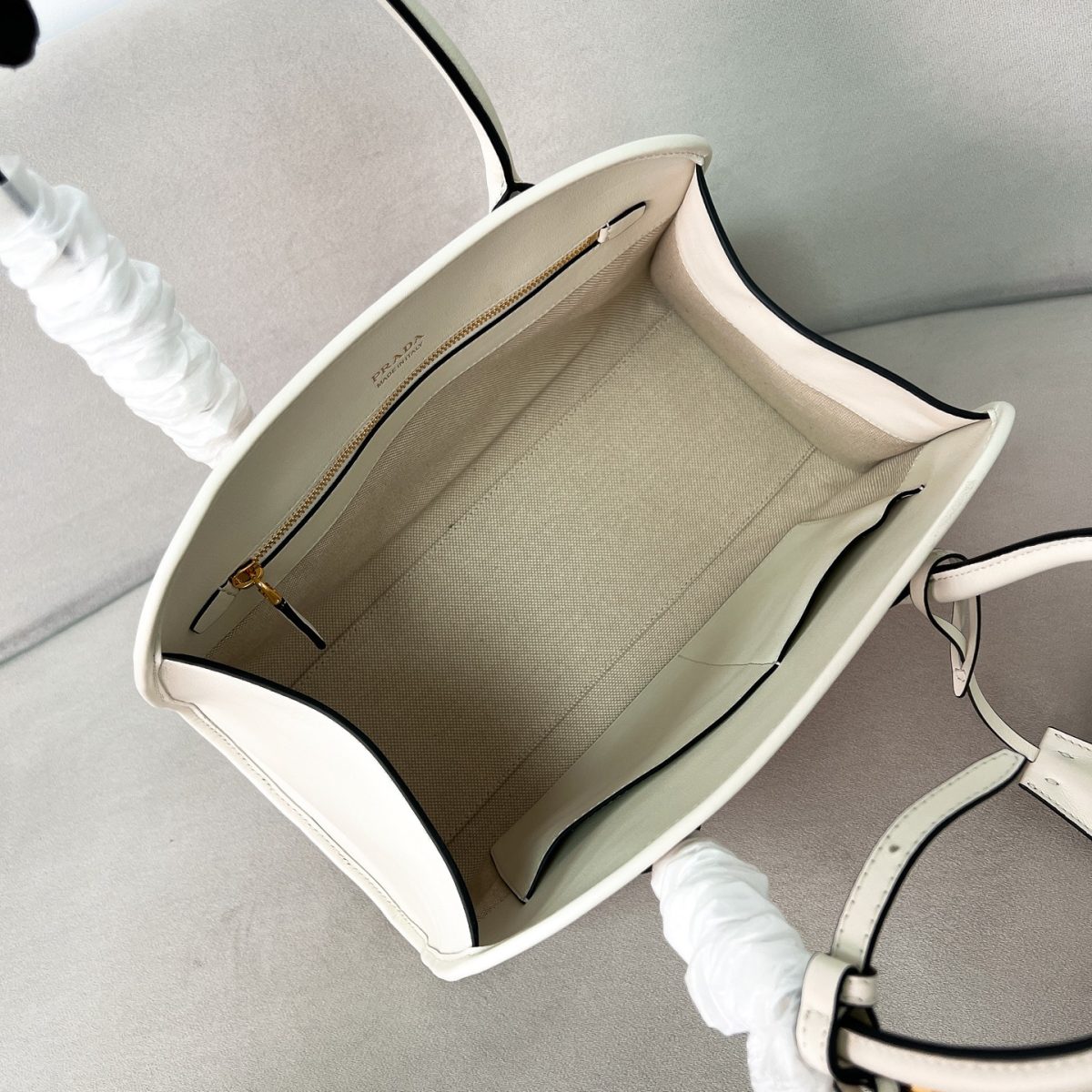 Prada Medium Linen Blend And Leather Tote Bag - Image 7