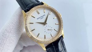 Best Swiss Patek Philippe Calatrava 5196G Replica – 37mm Rose Gold, White Dial, AAA Quality photo review