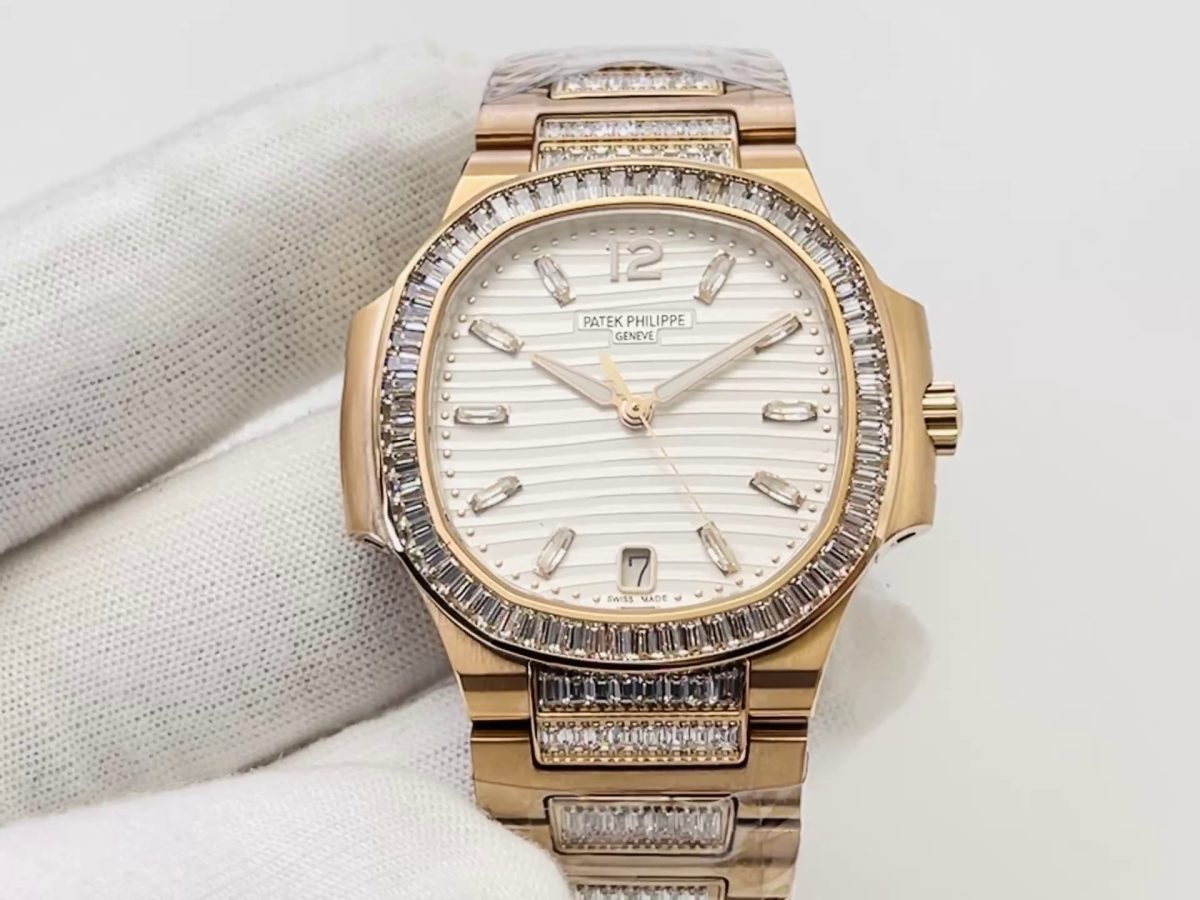 Patek Philippe Nautilus 7014 35.2mm Replica – Swiss Super Clone With Diamonds & Rose Gold - Image 2