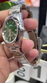Rolex Oyster Perpetual Date 126000 Replica – Swiss Movement Precision | 36mm Ladies Watch - Image 4