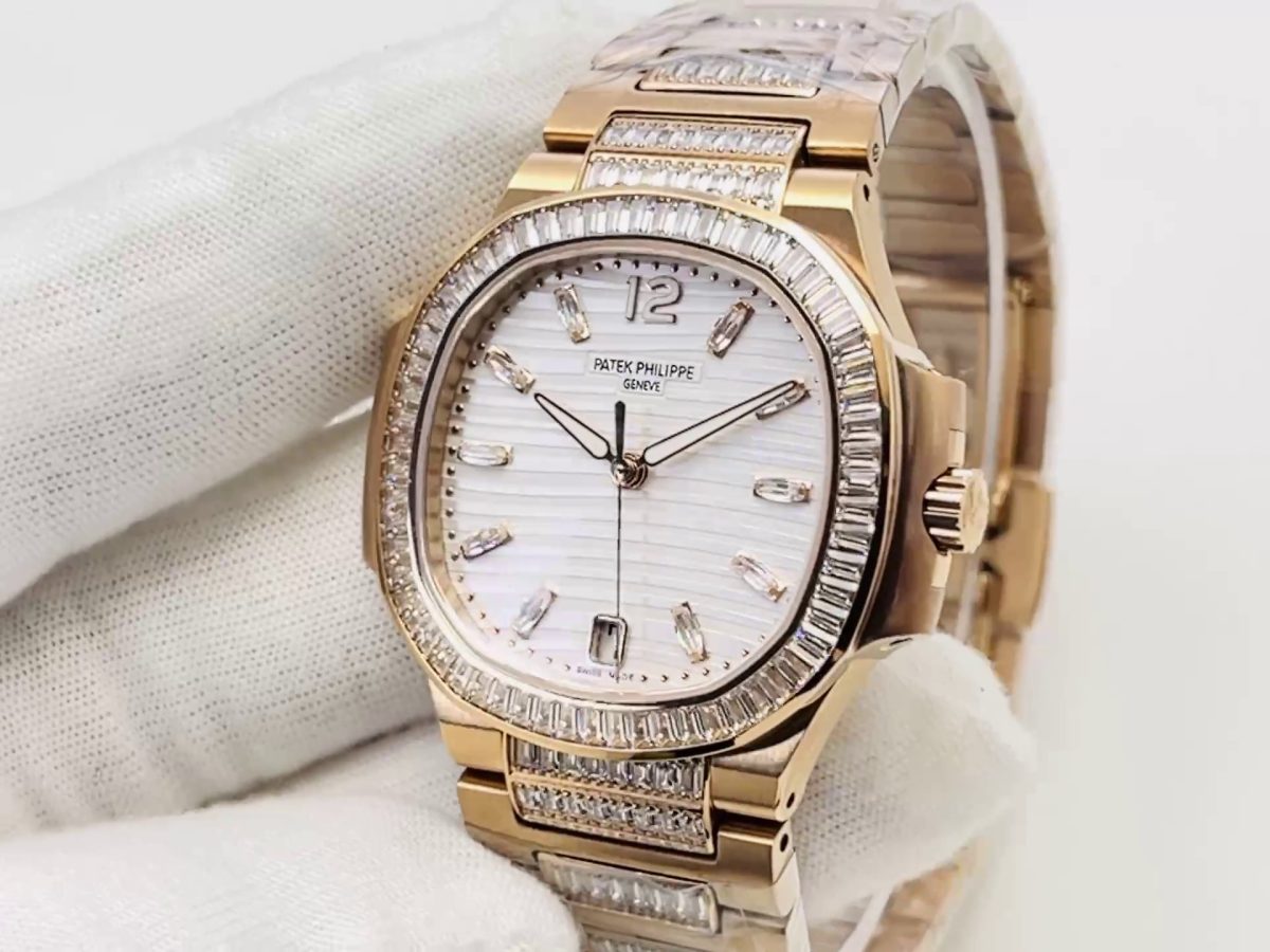 Patek Philippe Nautilus 7014 35.2mm Replica – Swiss Super Clone With Diamonds & Rose Gold - Image 3