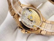Patek Philippe Nautilus 7014 35.2mm Replica – Swiss Super Clone With Diamonds & Rose Gold - Image 8