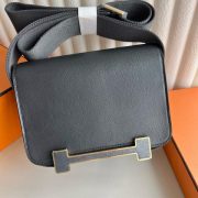 Hermes Geta Handmade Bag in Graphite Chevre Mysore Leather - Image 2