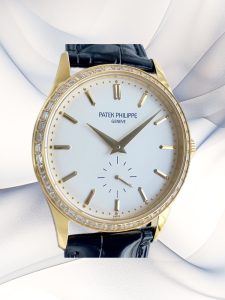 Best Swiss Patek Philippe Calatrava 5196G Replica – 37mm Rose Gold, White Dial, AAA Quality photo review