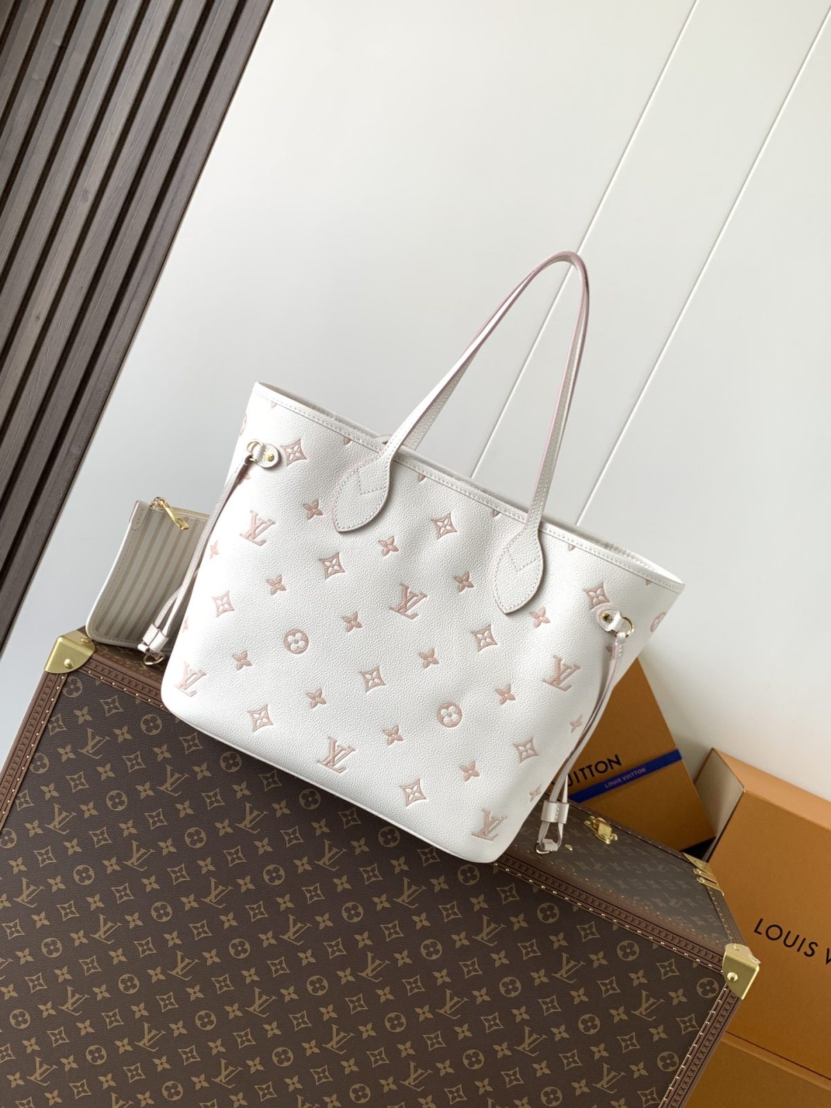 LV Neverfull MM - Image 1