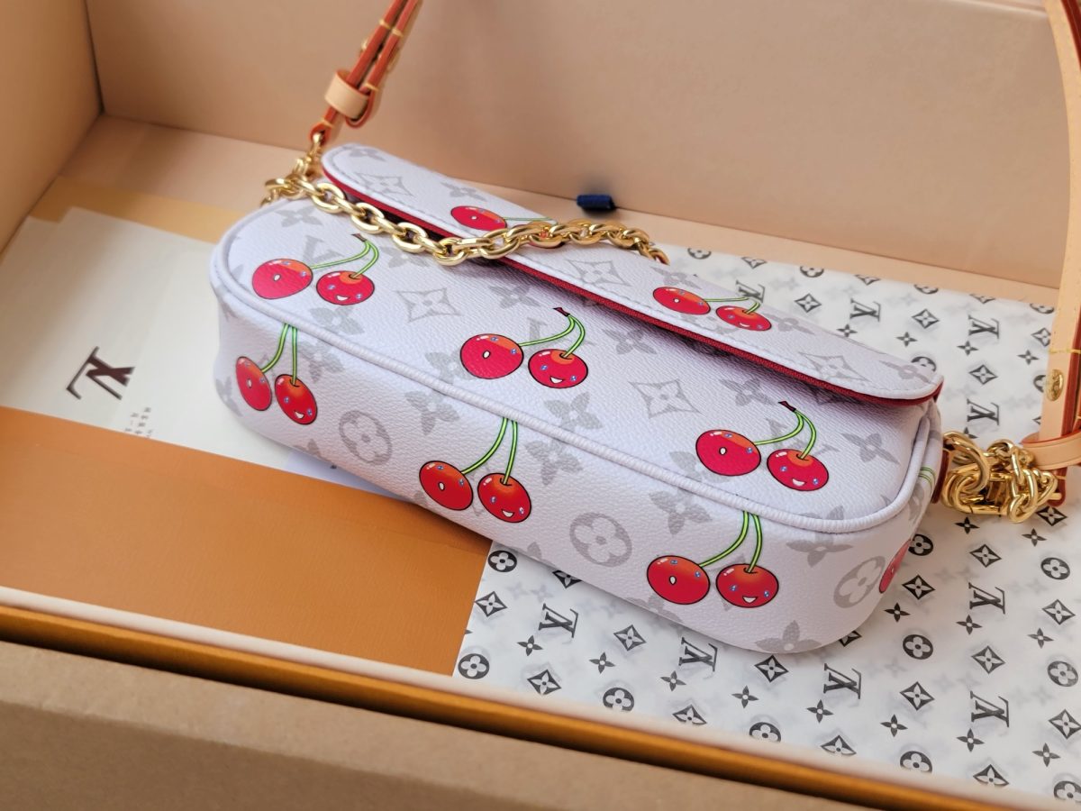 LV x TM Wallet On Chain Ivy - Image 2