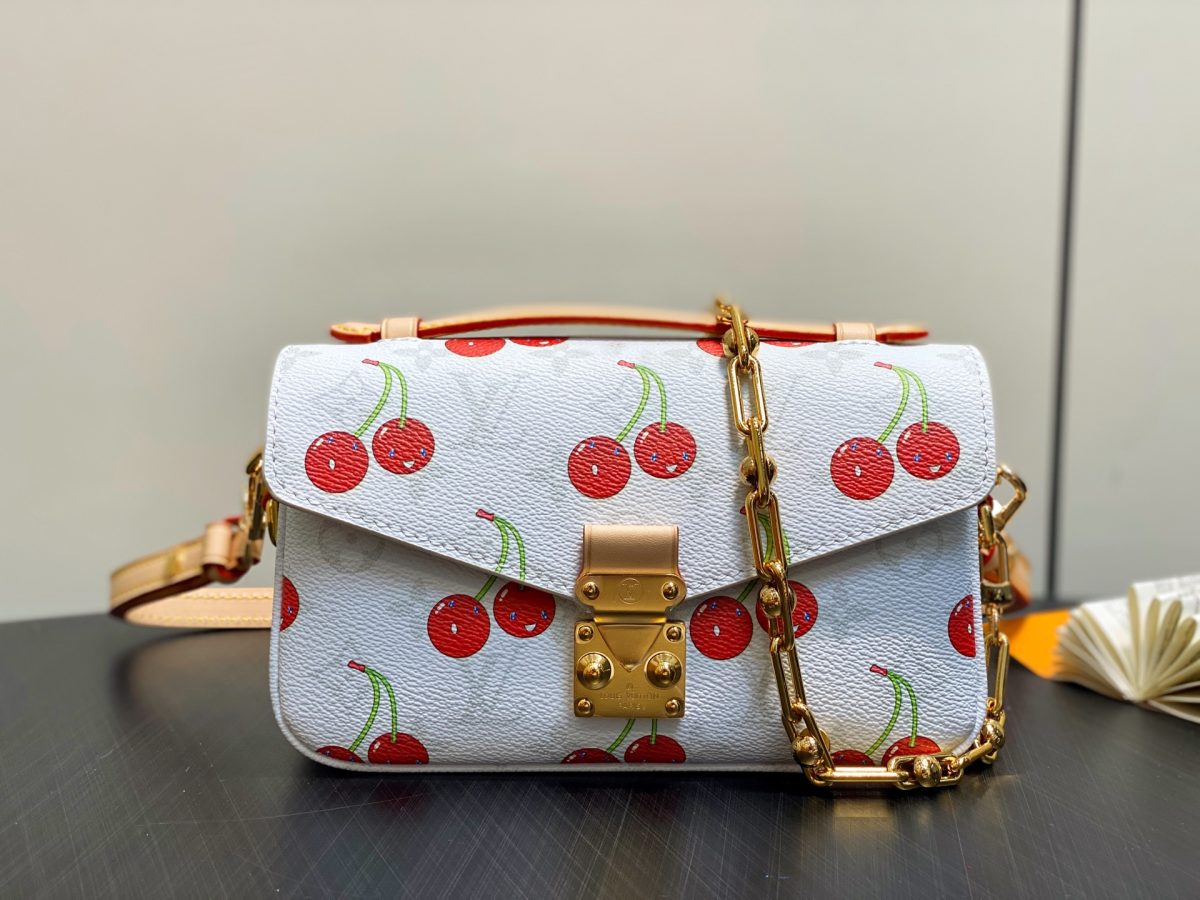 LV x TM Pochette Métis East West - Image 1