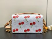 LV x TM Pochette Métis East West - Image 3