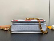 LV x TM Pochette Métis East West - Image 4