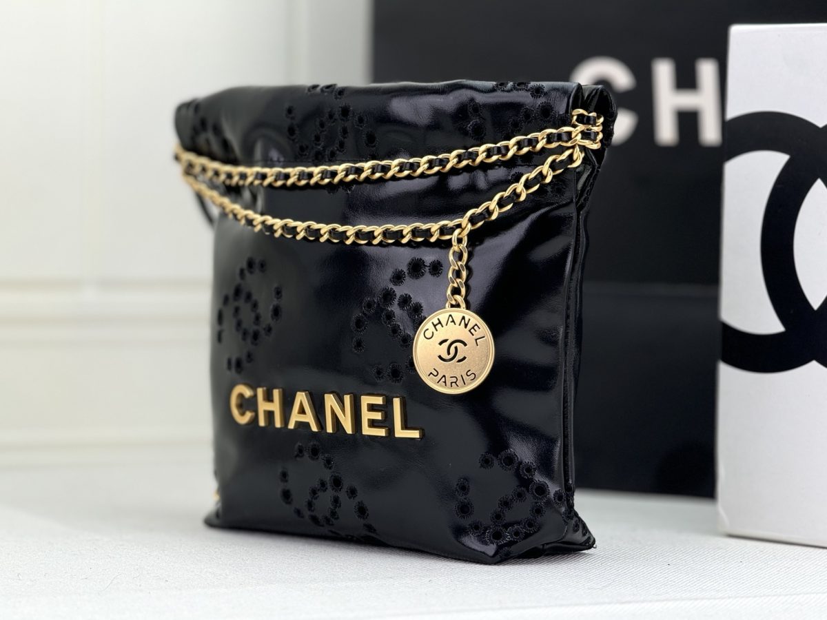 Chanel Mini 22bag - Image 4