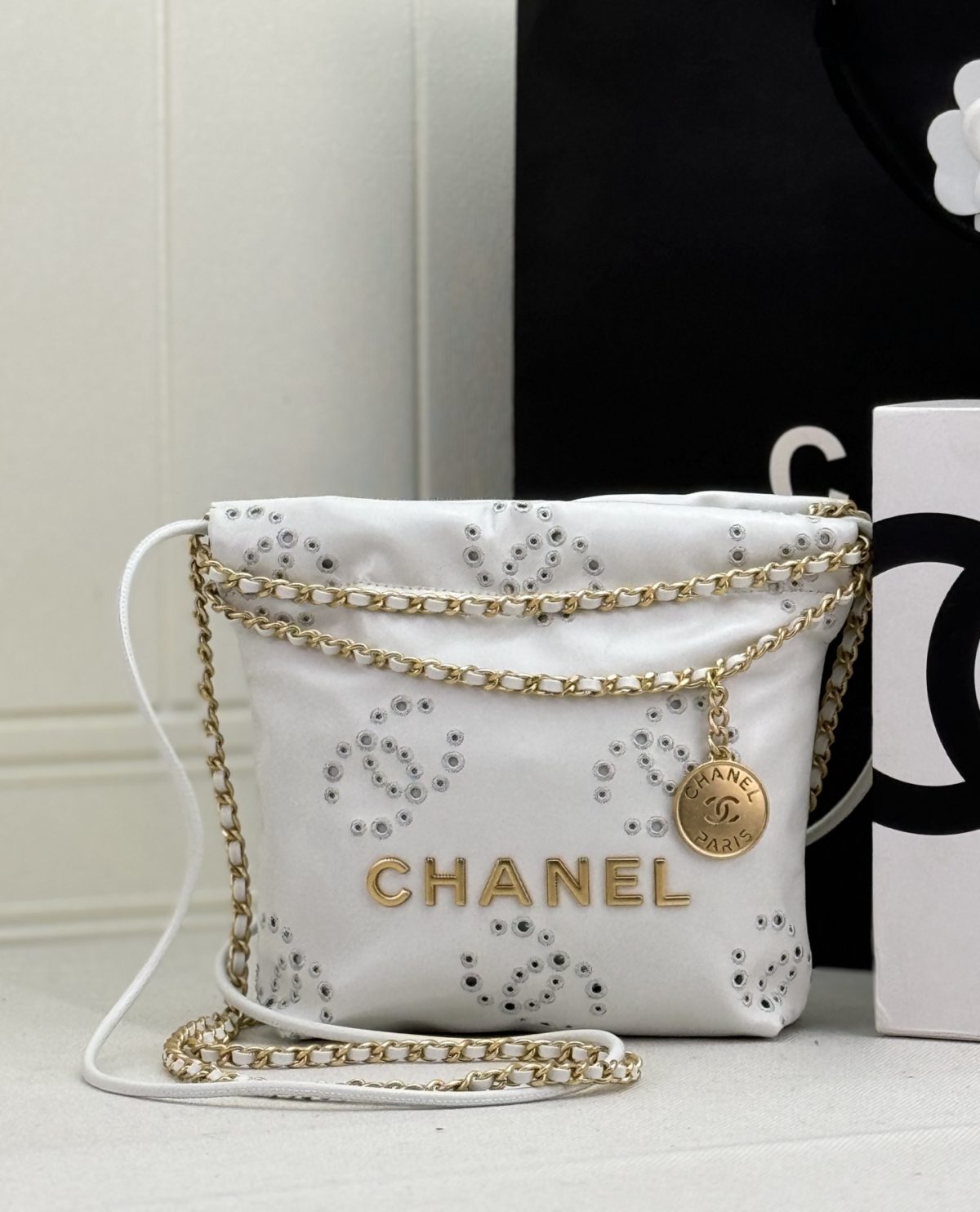 Chanel Mini 22bag - Image 1