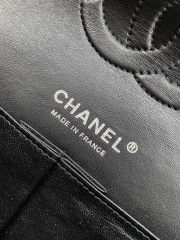 Chanel Classic Flap Chain Bag - Image 9
