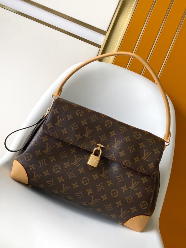LV Hide Away MM
