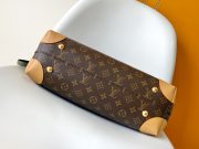 LV Hide Away MM - Image 4