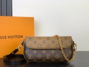 LV Wallet On Chain Ivy