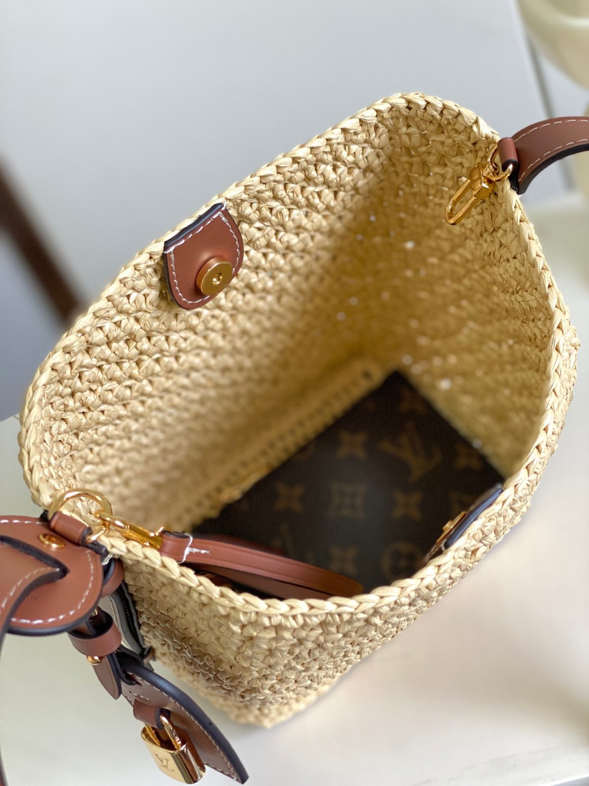 LV All In BB - Image 8