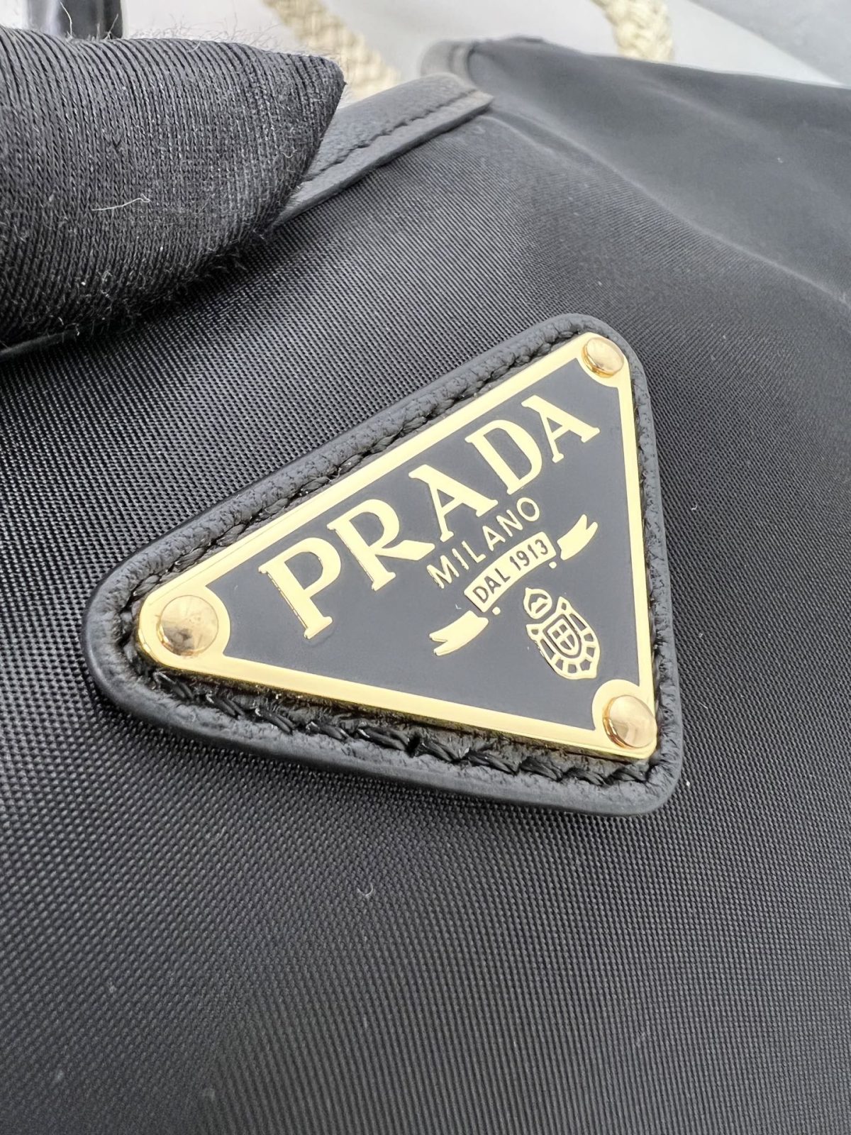 Prada Mariner large Re-Nylon shoulder bag - Image 7