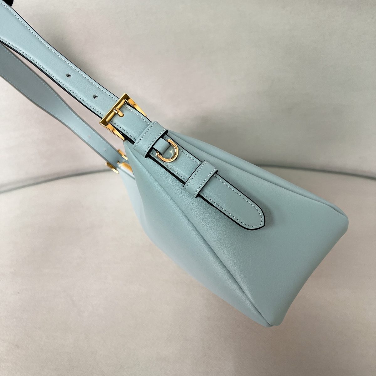 Prada Aimée medium leather shoulder bag - Image 4