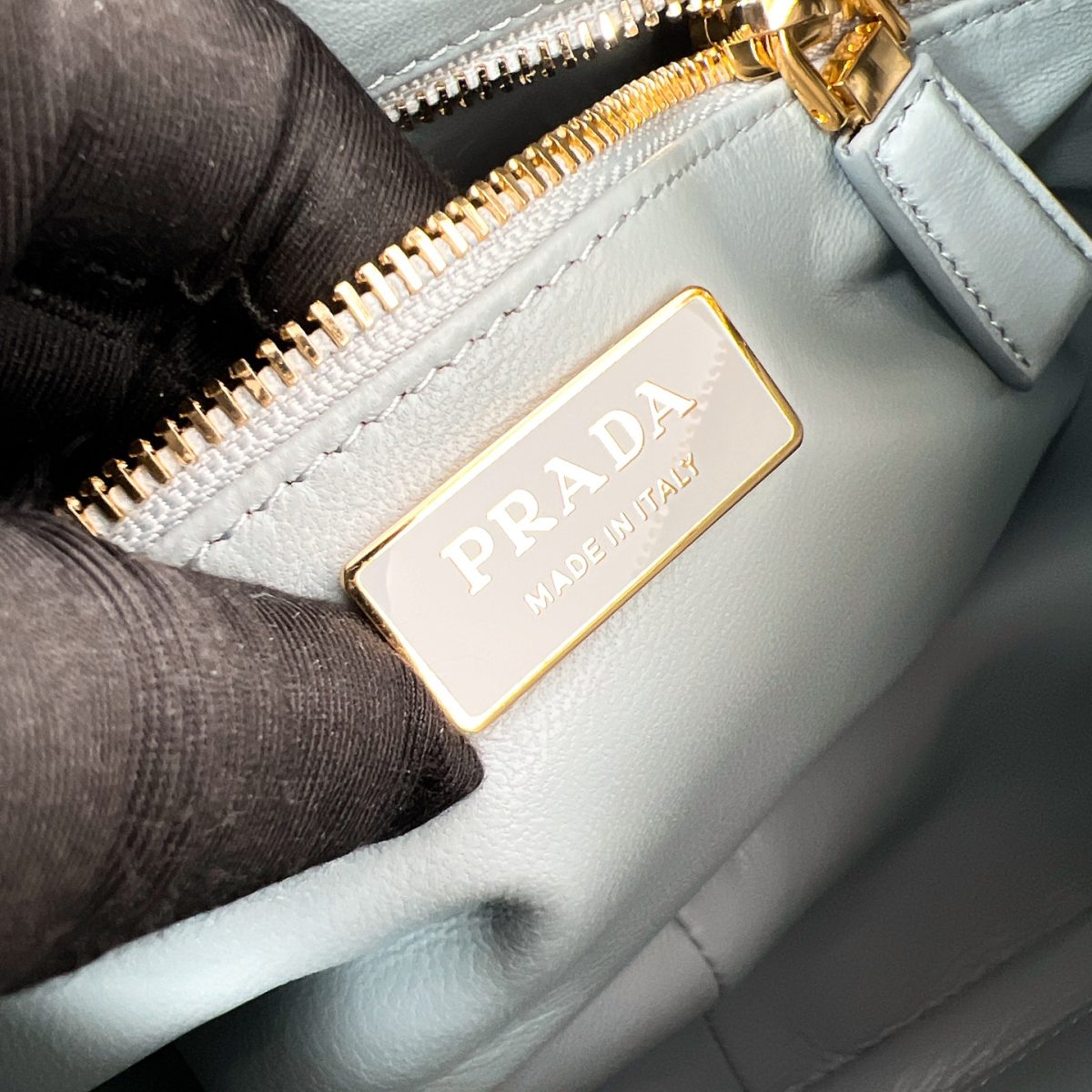 Prada Aimée medium leather shoulder bag - Image 8