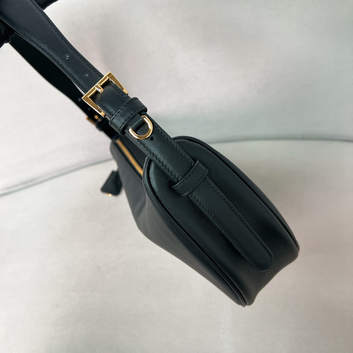Prada Demi-lune large leather shoulder bag - Image 4