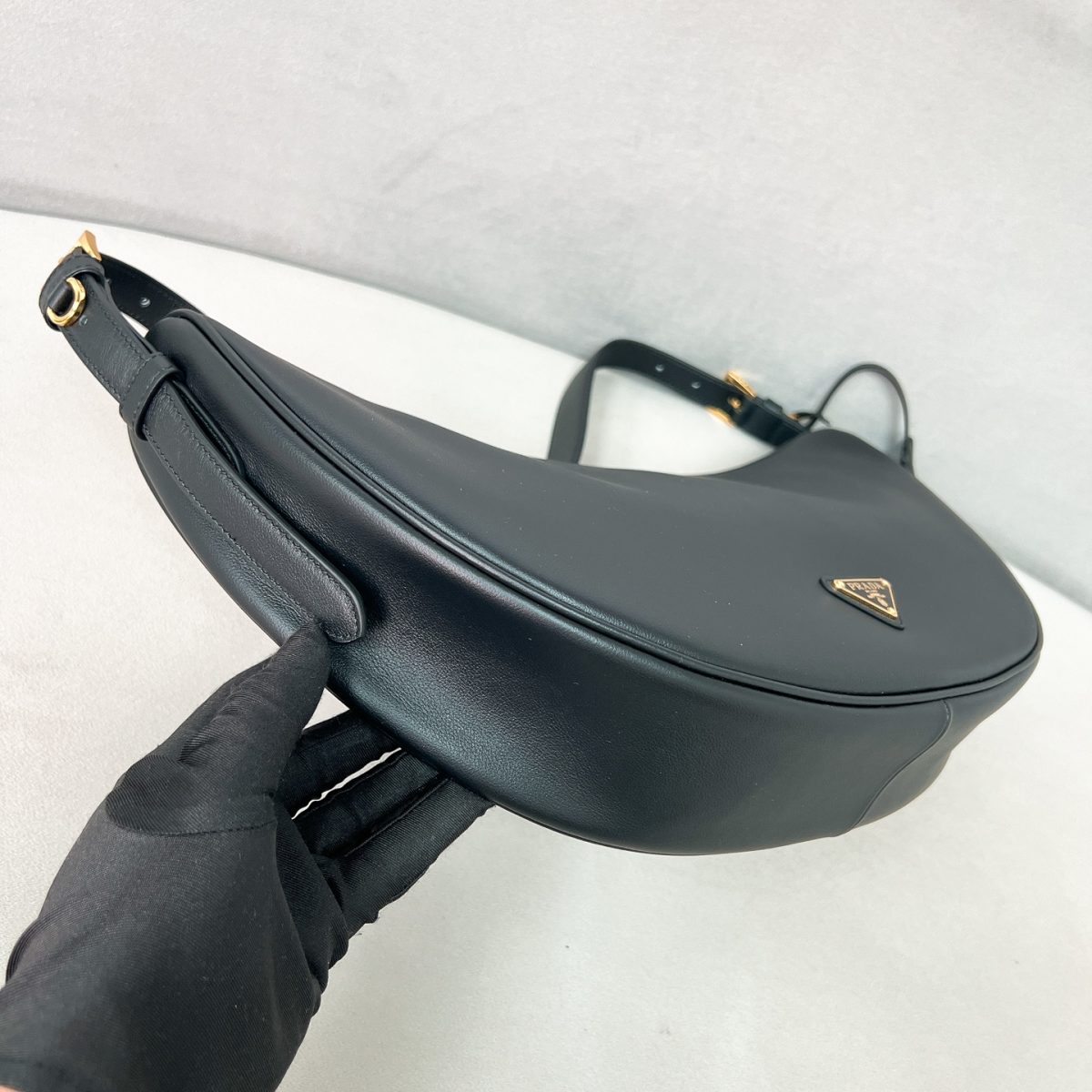 Prada Demi-lune large leather shoulder bag - Image 7