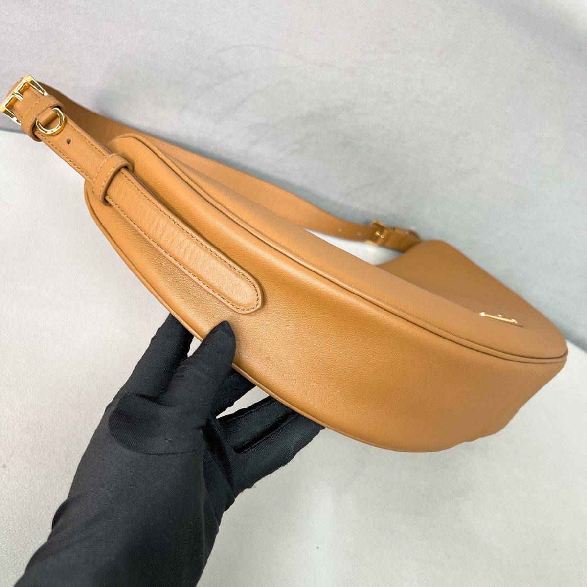 Prada Demi-lune large leather shoulder bag - Image 6