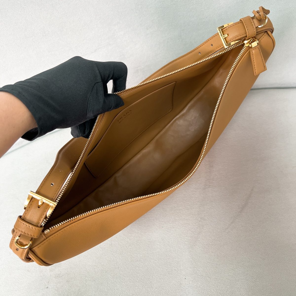 Prada Demi-lune large leather shoulder bag - Image 8