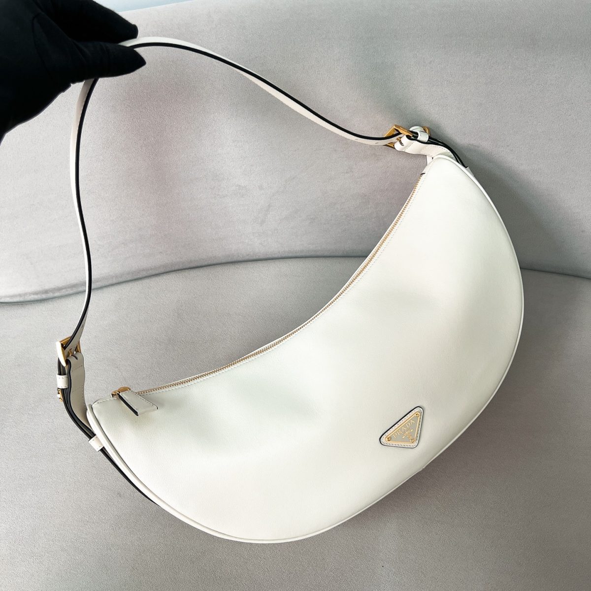 Prada Demi-lune large leather shoulder bag - Image 2