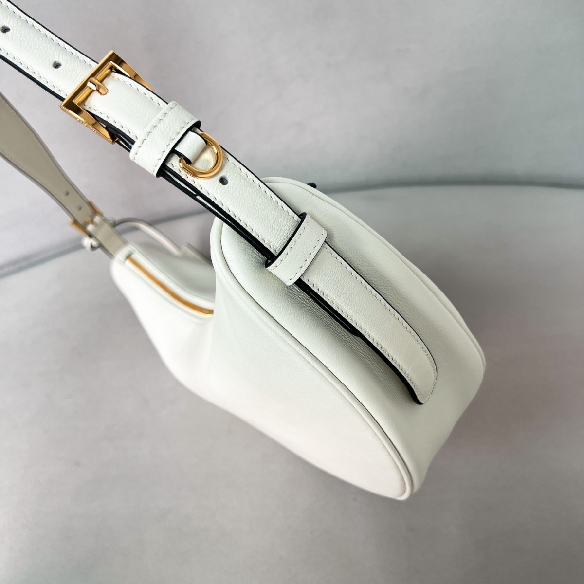Prada Demi-lune large leather shoulder bag - Image 5