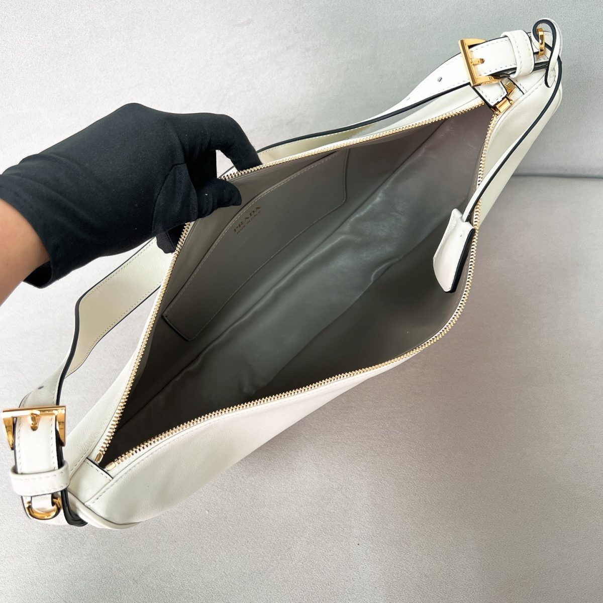 Prada Demi-lune large leather shoulder bag - Image 7