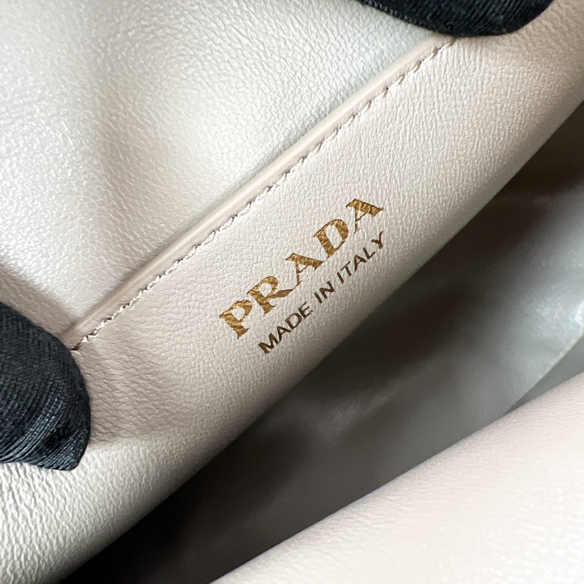 Prada Demi-lune large leather shoulder bag - Image 8