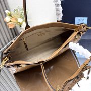 Prada Bonnie large leather handbag - Image 8