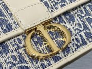 Dior 30 Montaigne East-West Bag with Chain - Image 4
