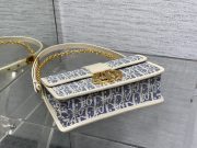 Dior 30 Montaigne East-West Bag with Chain - Image 6
