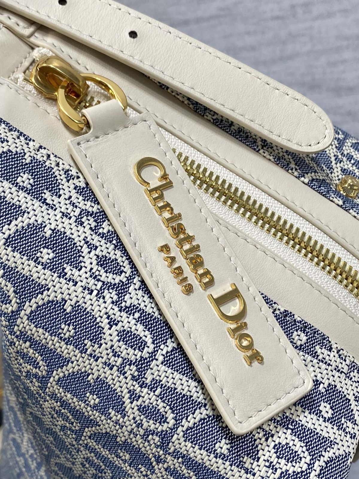 Dior Medium D-Journey Bag - Image 2