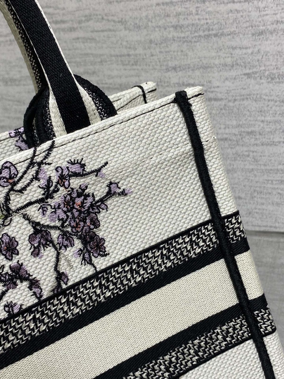 Dior Book Tote Small Bag - Image 5