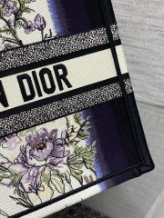 Dior Book Tote Medium Bag - Image 3