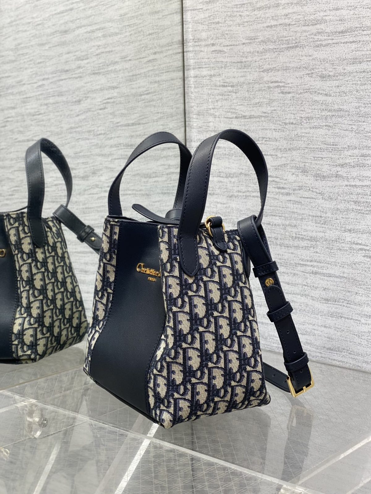 Dior Small Signature Bucket Bag - Image 3