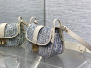 Dior Montaigne Shoulder Bag - Image 6