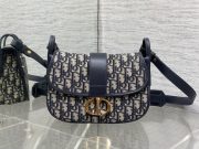 Dior Montaigne Shoulder Bag - Image 3