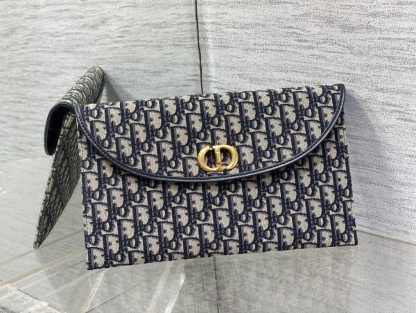 Dior 30 Montaigne Clutch Bag