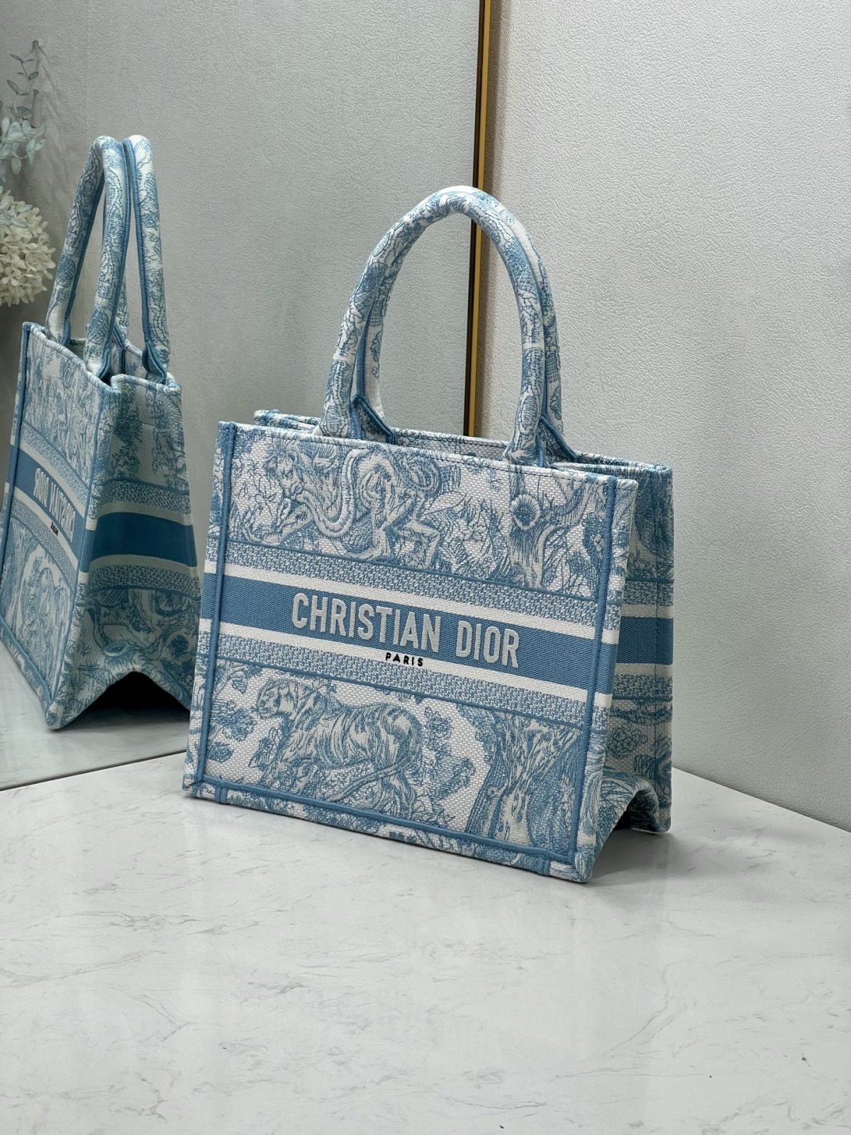 Dior Book Tote Small Bag - Image 5