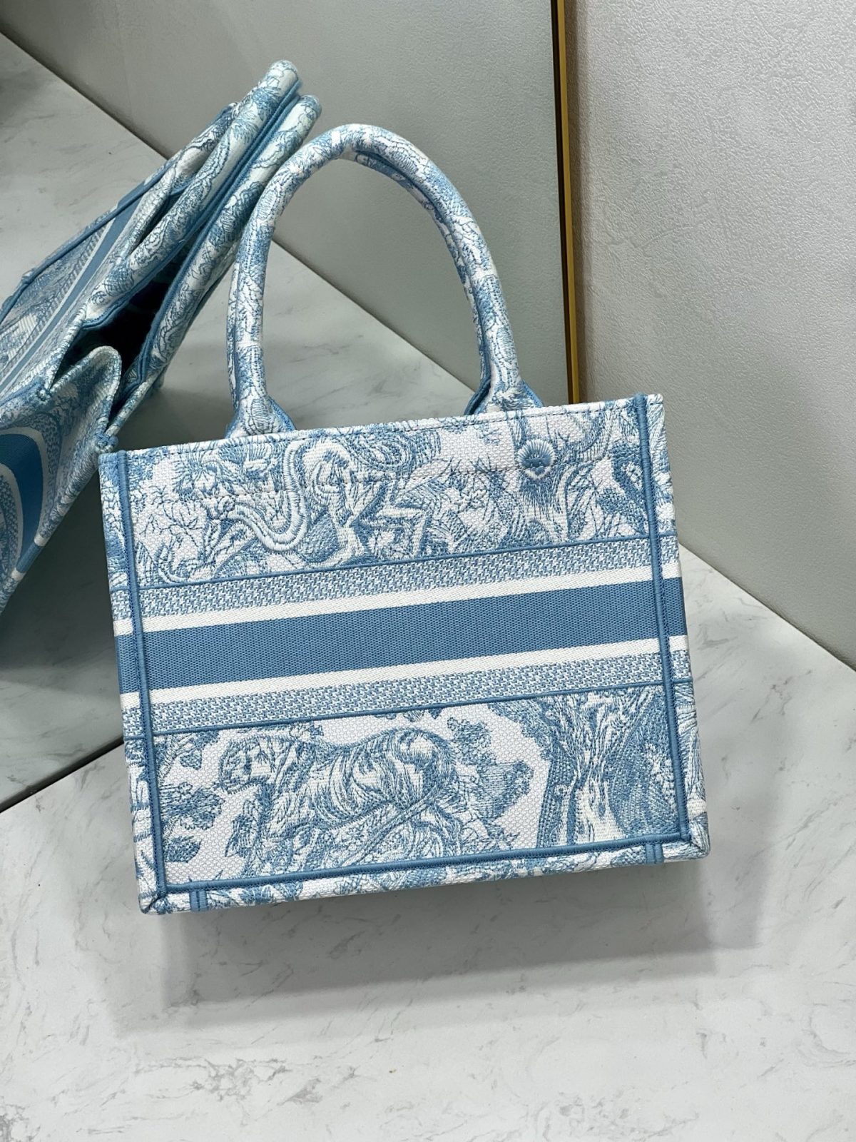 Dior Book Tote Small Bag - Image 6