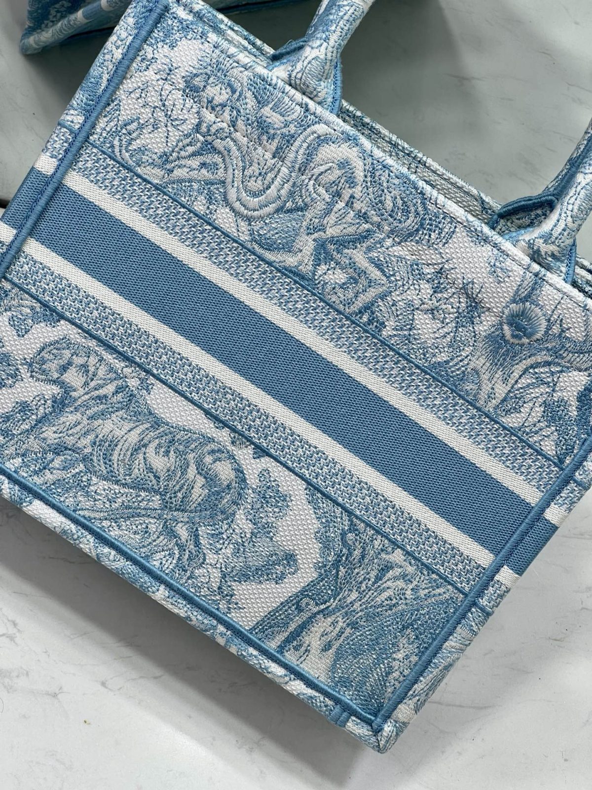 Dior Book Tote Small Bag - Image 8